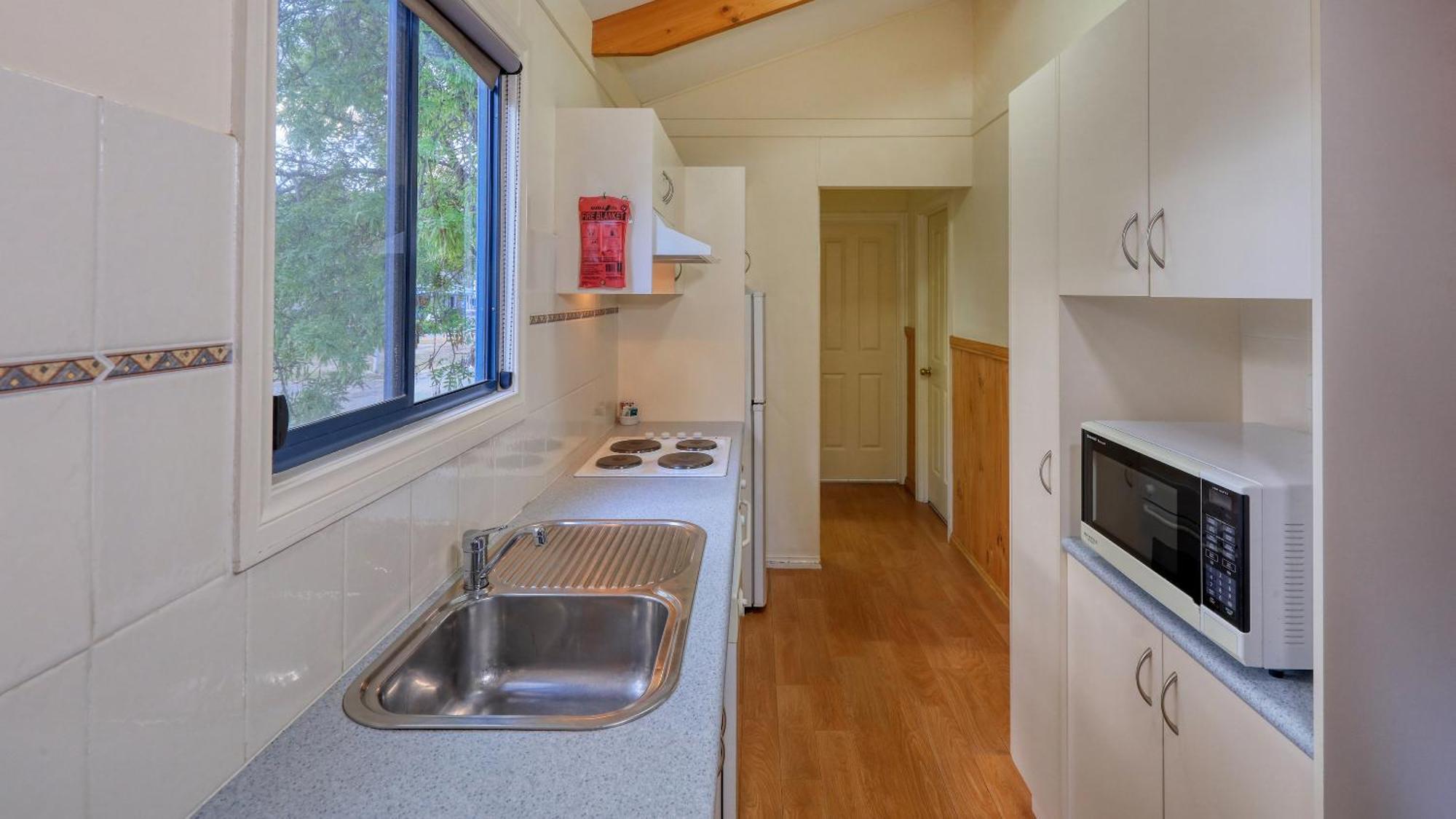 Deniliquin Riverside Caravan Park 外观 照片